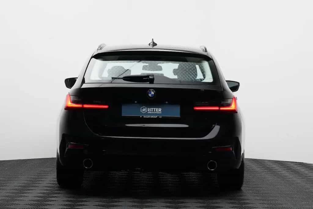 BMW 320 d Touring Panoramadach PDC LED  SHZ DAB 07/2022-photo-4