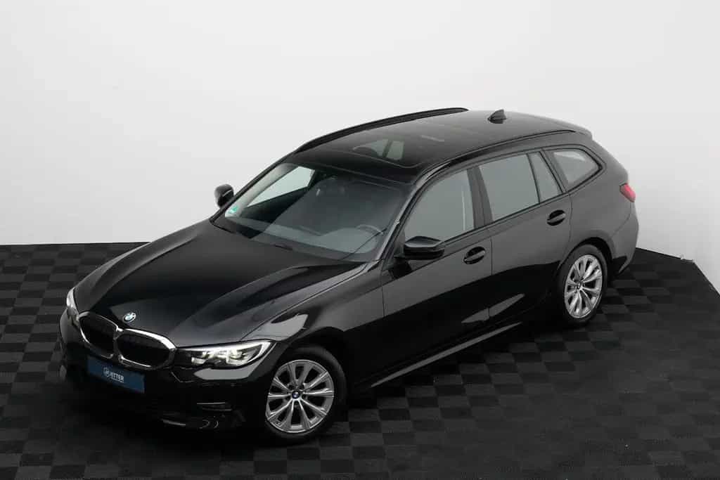 BMW 320 d Touring Panoramadach PDC LED  SHZ DAB 07/2022-photo-6