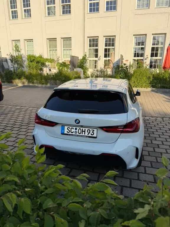 BMW 120 TOP - BMW 120i M Sport Steptronic M Sport mit 07/2021-photo-4
