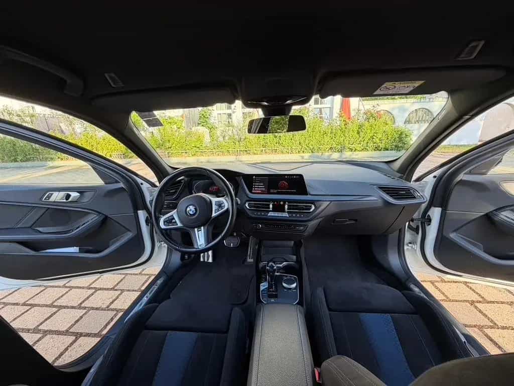 BMW 120 TOP - BMW 120i M Sport Steptronic M Sport mit 07/2021-photo-9