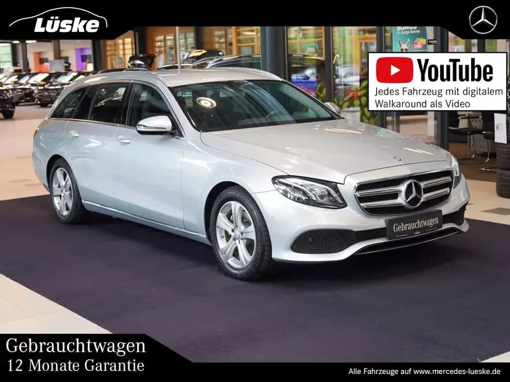 Mercedes-Benz E 220 d T AVANTGARDE AHK MULTIBEAM Kamera Totwi 02/2017-photo-0
