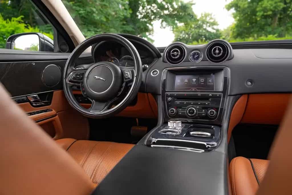 Jaguar XJ Lang 5.0 V8|Massage|SitzKlim|Meridian|Pano 01/2012-photo-11