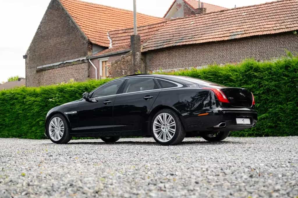 Jaguar XJ Lang 5.0 V8|Massage|SitzKlim|Meridian|Pano 01/2012-photo-28