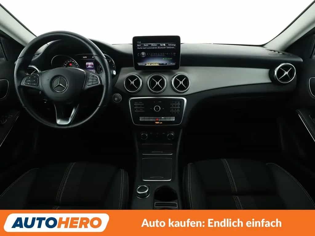 Mercedes-Benz GLA 180 GLA-Klasse GLA 180 Urban Aut.*NAVI*LED*TEMPO* 11/2018-photo-11
