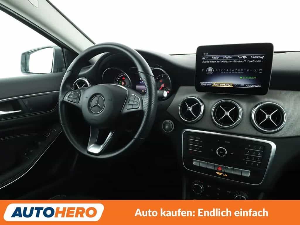 Mercedes-Benz GLA 180 GLA-Klasse GLA 180 Urban Aut.*NAVI*LED*TEMPO* 11/2018-photo-12