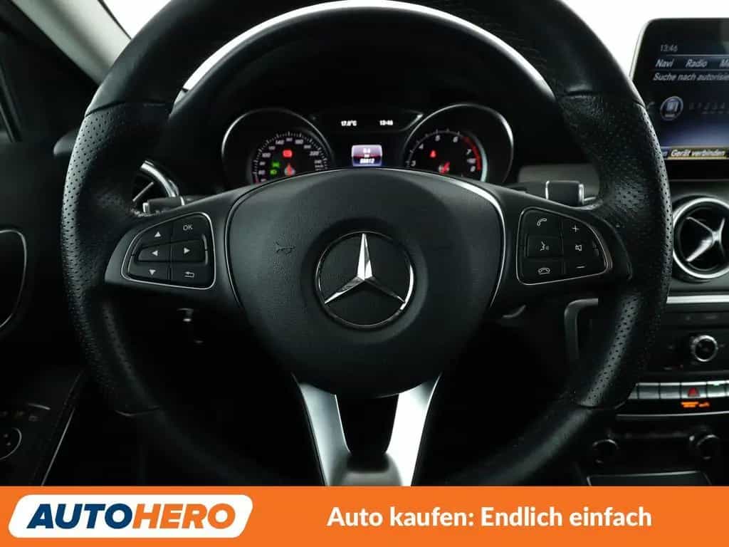 Mercedes-Benz GLA 180 GLA-Klasse GLA 180 Urban Aut.*NAVI*LED*TEMPO* 11/2018-photo-18