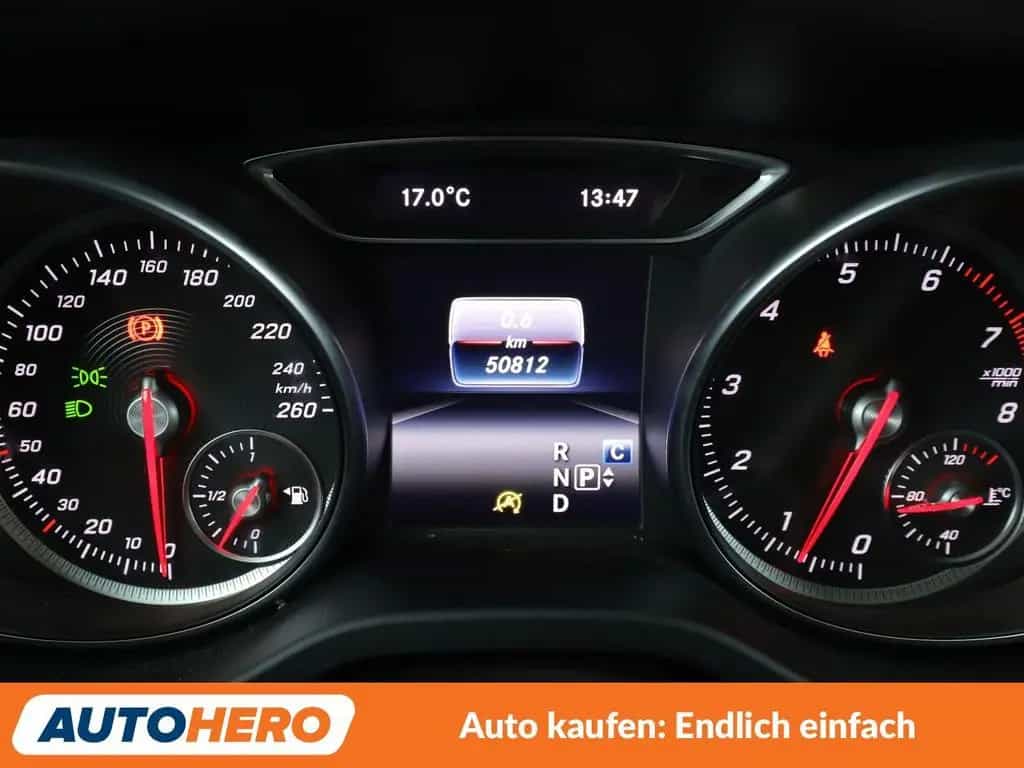 Mercedes-Benz GLA 180 GLA-Klasse GLA 180 Urban Aut.*NAVI*LED*TEMPO* 11/2018-photo-19