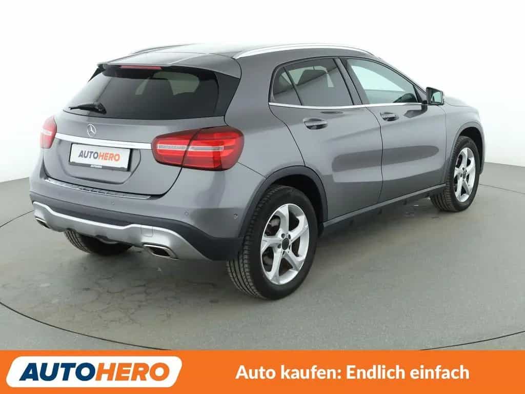 Mercedes-Benz GLA 180 GLA-Klasse GLA 180 Urban Aut.*NAVI*LED*TEMPO* 11/2018-photo-5