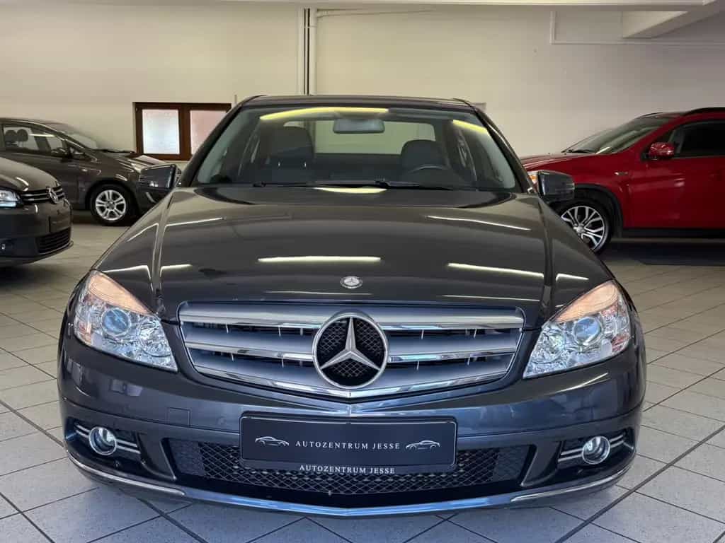 Mercedes-Benz C 180 C Limousine C 180 CGI BlueEfficiency 12/2009-photo-10