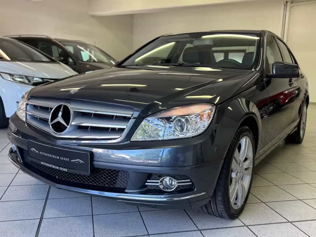 Mercedes-Benz C 180 C Limousine C 180 CGI BlueEfficiency 12/2009-photo-2