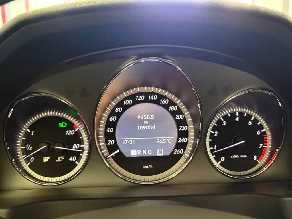 Mercedes-Benz C 180 C Limousine C 180 CGI BlueEfficiency 12/2009-photo-20