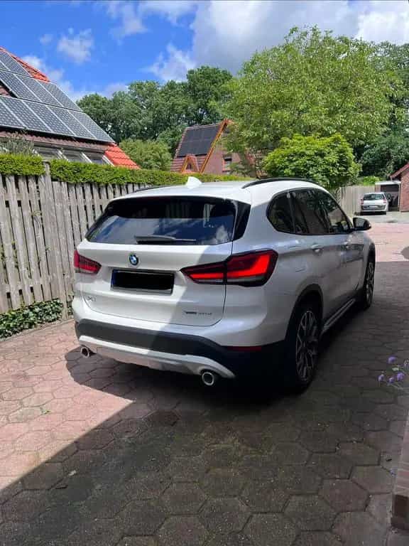 BMW X1 xDrive | HUD | Memory | AHK | LED | Navi 06/2019-photo-1