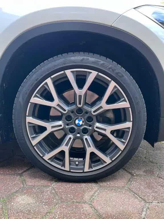 BMW X1 xDrive | HUD | Memory | AHK | LED | Navi 06/2019-photo-2