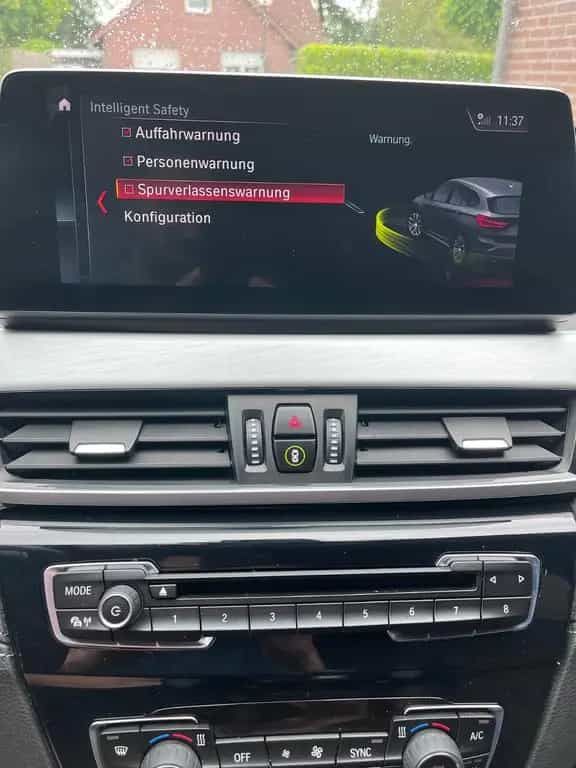 BMW X1 xDrive | HUD | Memory | AHK | LED | Navi 06/2019-photo-9