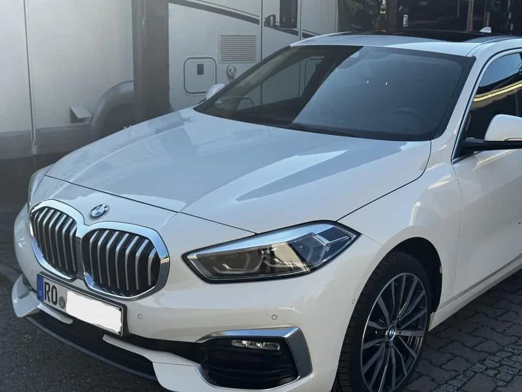 BMW 118 d Luxury Line Luxury Line 07/2019-photo-1