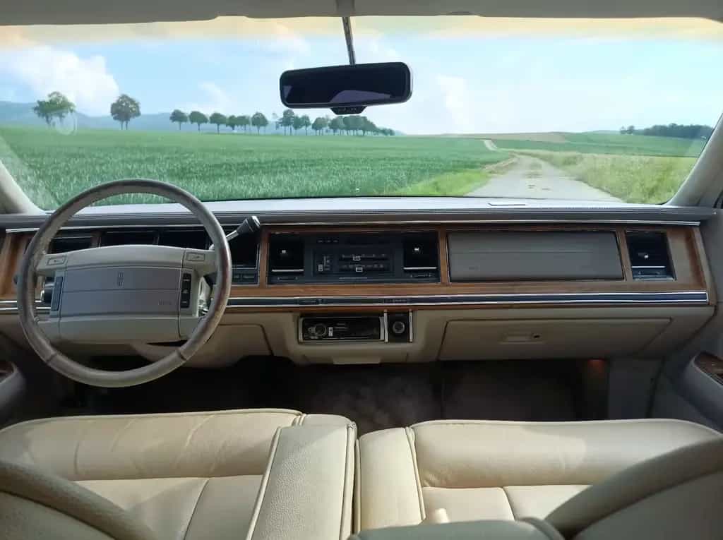 Lincoln Town Car 1990 5.0 V8, TOP Zustand mit TÜV und H 07/1990-photo-8