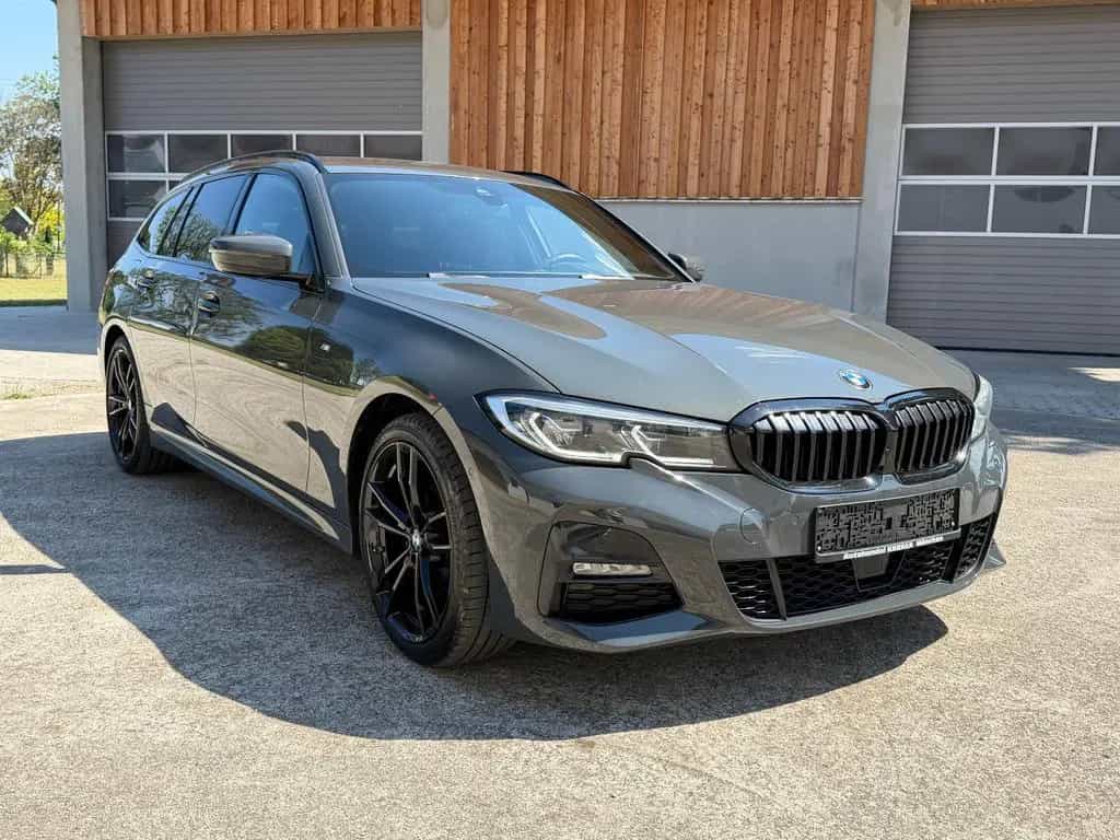 BMW 320 d Touring xDrive M Sport AHK HUD ACC RFK 19" 03/2021-photo-3