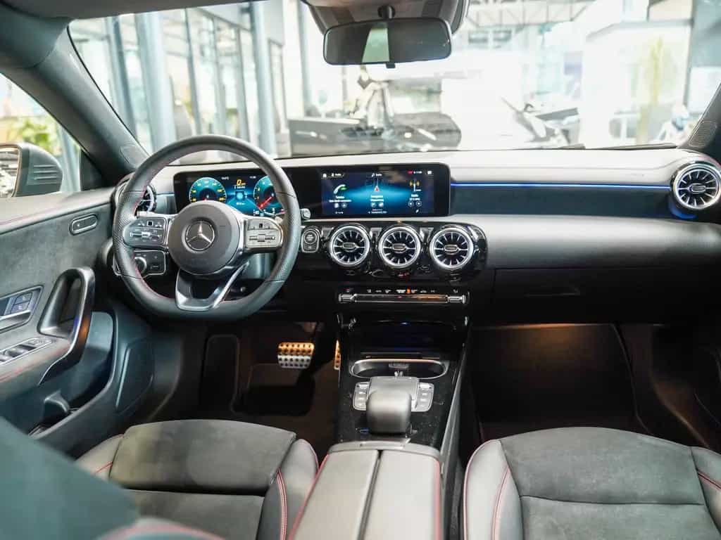 Mercedes-Benz CLA 180 Shooting Brake CLA 180 SB AMG Line CarPlay Ambientebeleuchtung 08/2022-photo-12