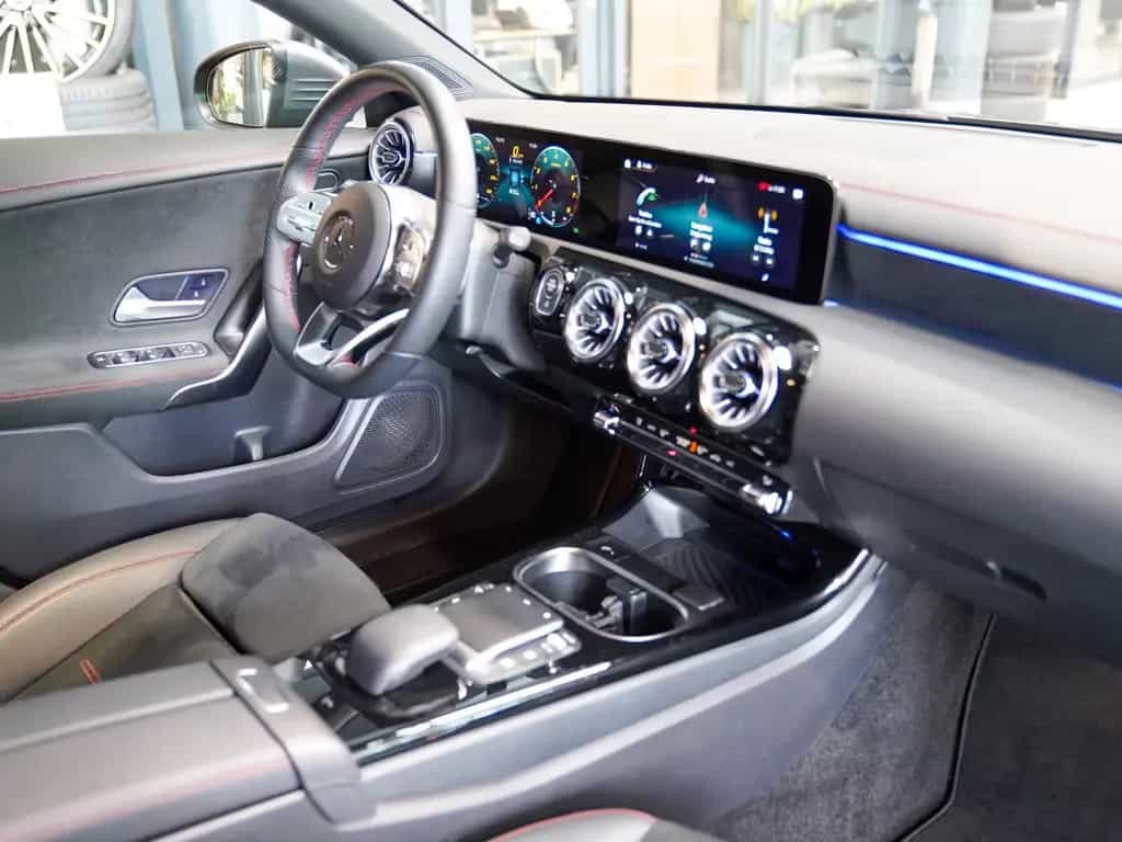 Mercedes-Benz CLA 180 Shooting Brake CLA 180 SB AMG Line CarPlay Ambientebeleuchtung 08/2022-photo-9