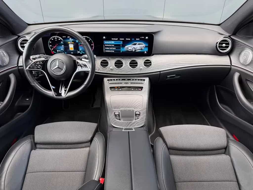 Mercedes-Benz E 220 d T-Modell Keyless Burmester Panodach 1.HD 04/2021-photo-15