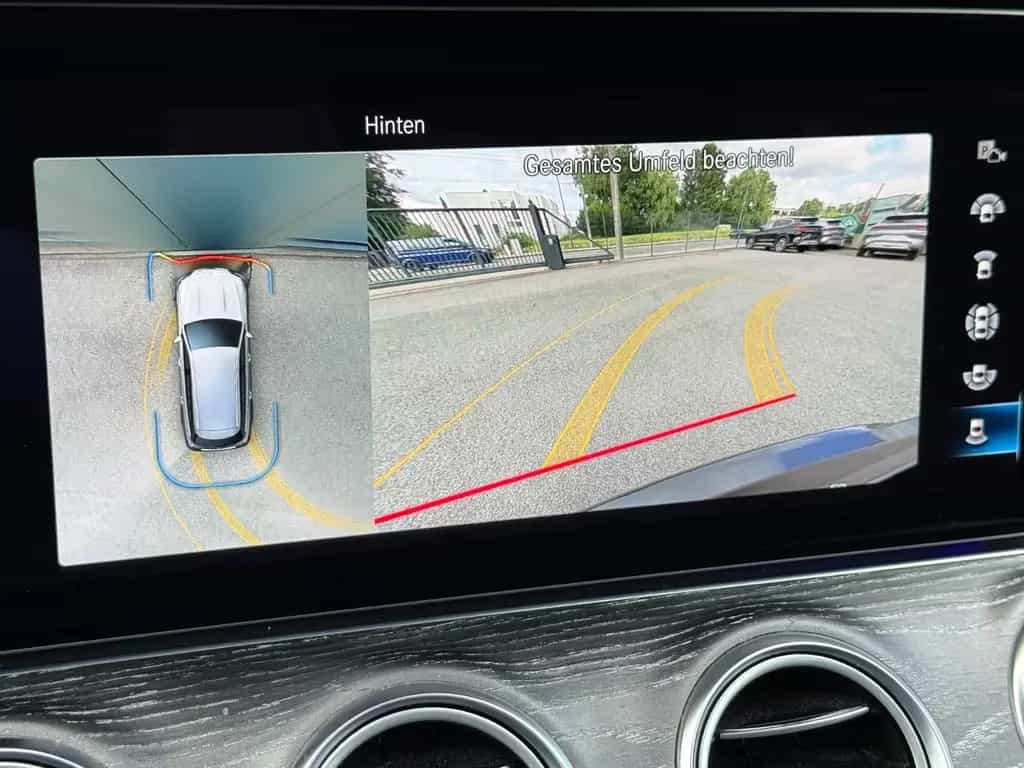 Mercedes-Benz E 220 d T-Modell Keyless Burmester Panodach 1.HD 04/2021-photo-24