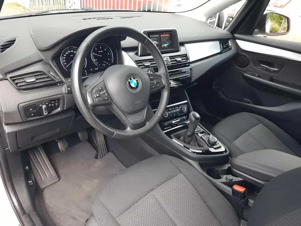 BMW 216 Active Tourer 216d Active Tourer Advantage LED PDC Sitzheizung 08/2019-photo-10