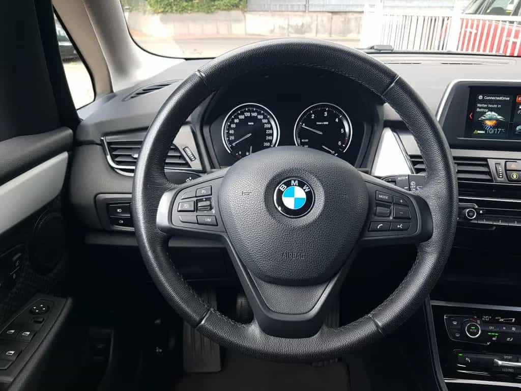 BMW 216 Active Tourer 216d Active Tourer Advantage LED PDC Sitzheizung 08/2019-photo-15