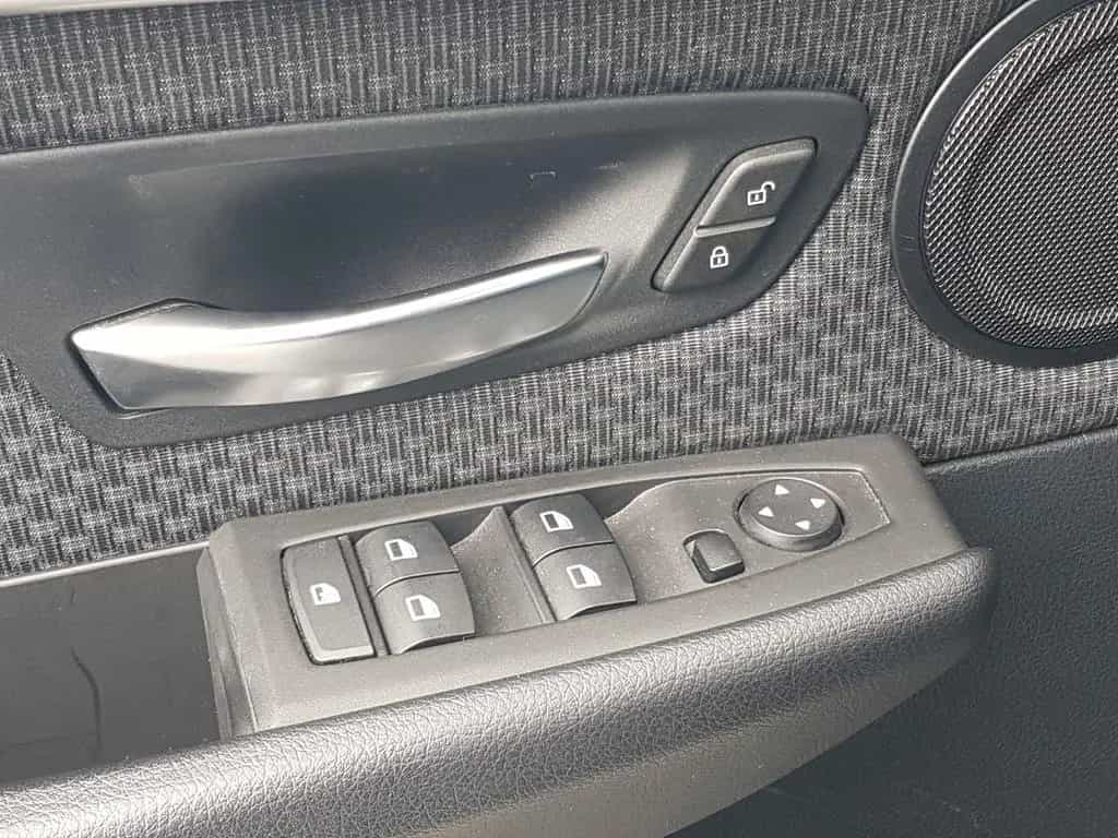 BMW 216 Active Tourer 216d Active Tourer Advantage LED PDC Sitzheizung 08/2019-photo-18