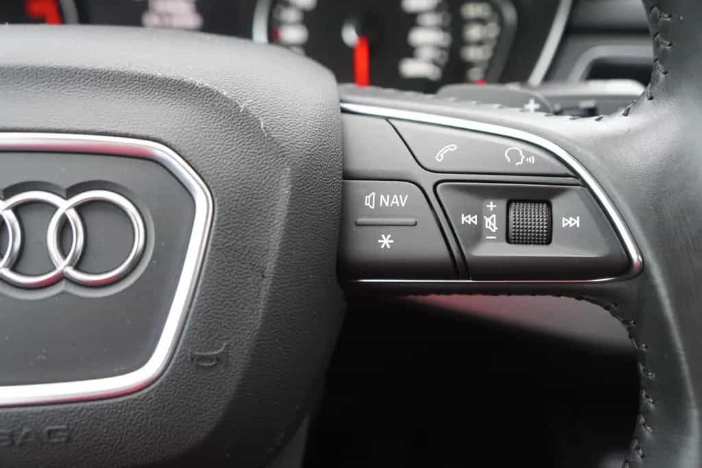 Audi A4 2.0 TDI Avant S-tronic Bi-Xenon Navi Tempomat 09/2017-photo-16