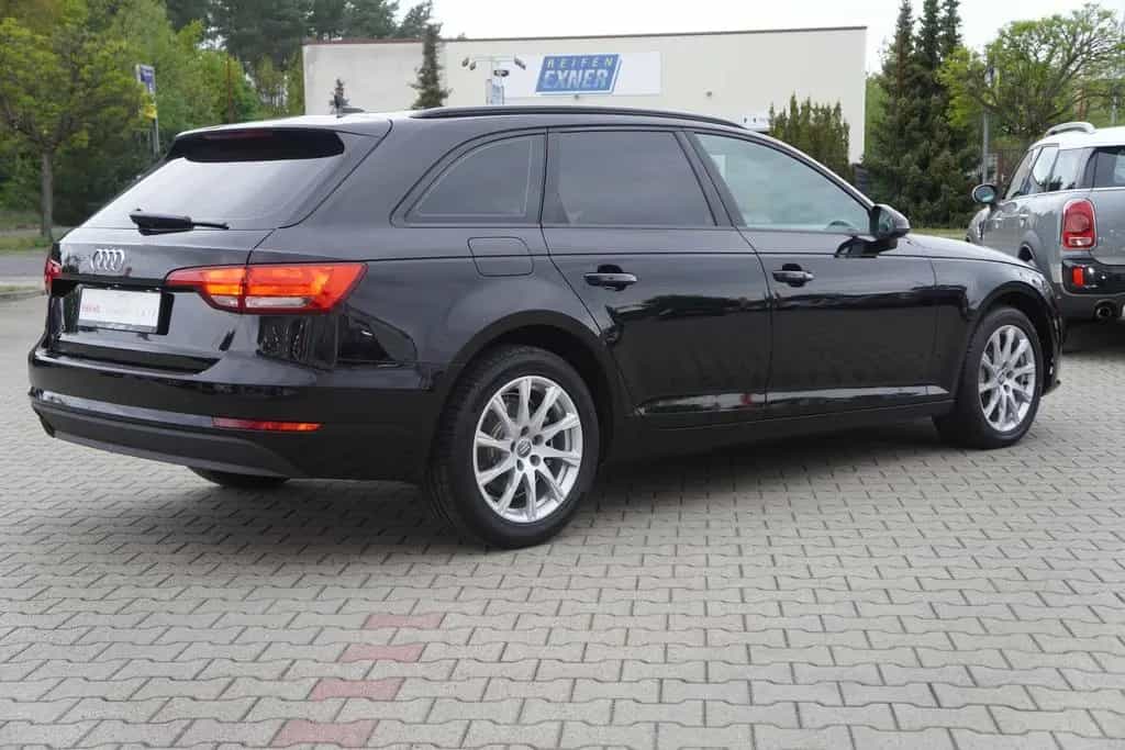 Audi A4 2.0 TDI Avant S-tronic Bi-Xenon Navi Tempomat 09/2017-photo-5