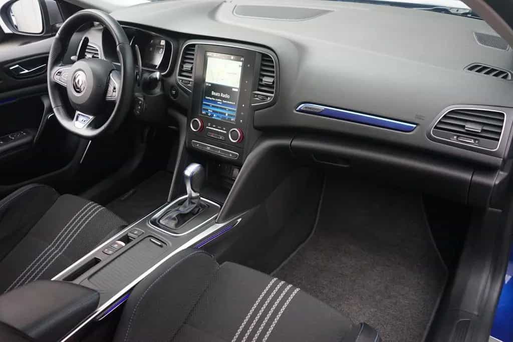 Renault Megane IV Grandtour GT 1.6 TCe ACC DAB LED Navi 02/2018-photo-23