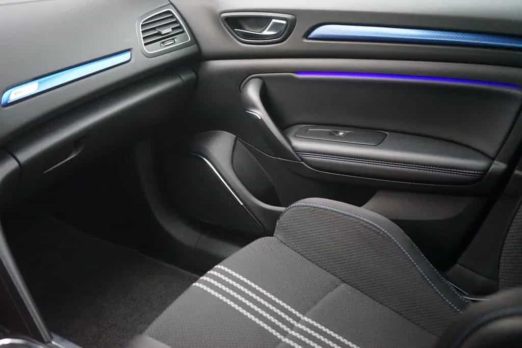 Renault Megane IV Grandtour GT 1.6 TCe ACC DAB LED Navi 02/2018-photo-27