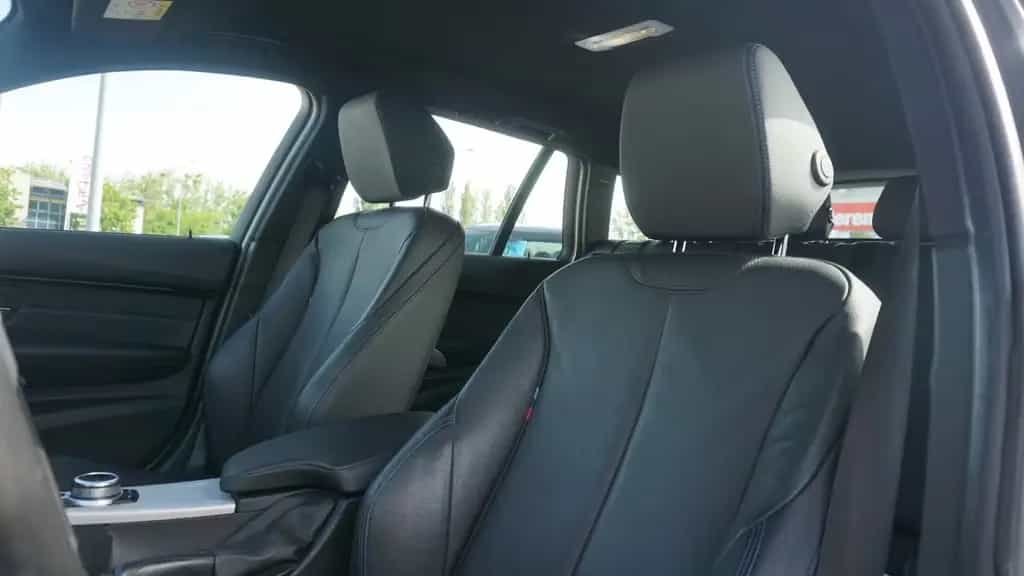 BMW 320 d M Sport Aut. LED Sitzheizung Tempomat Leder 05/2019-photo-10