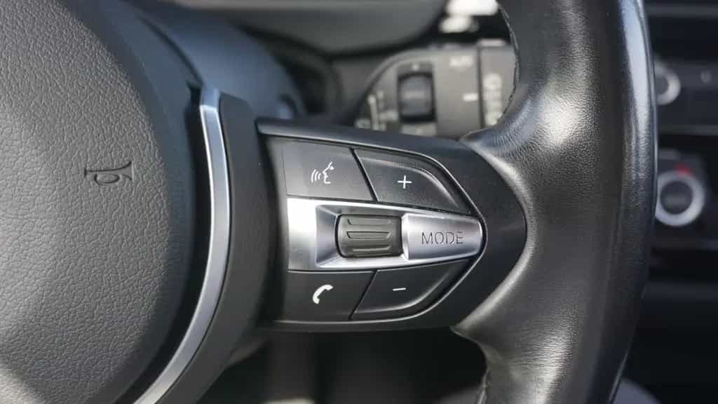 BMW 320 d M Sport Aut. LED Sitzheizung Tempomat Leder 05/2019-photo-16