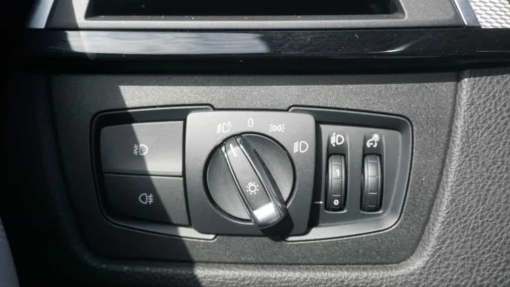 BMW 320 d M Sport Aut. LED Sitzheizung Tempomat Leder 05/2019-photo-20