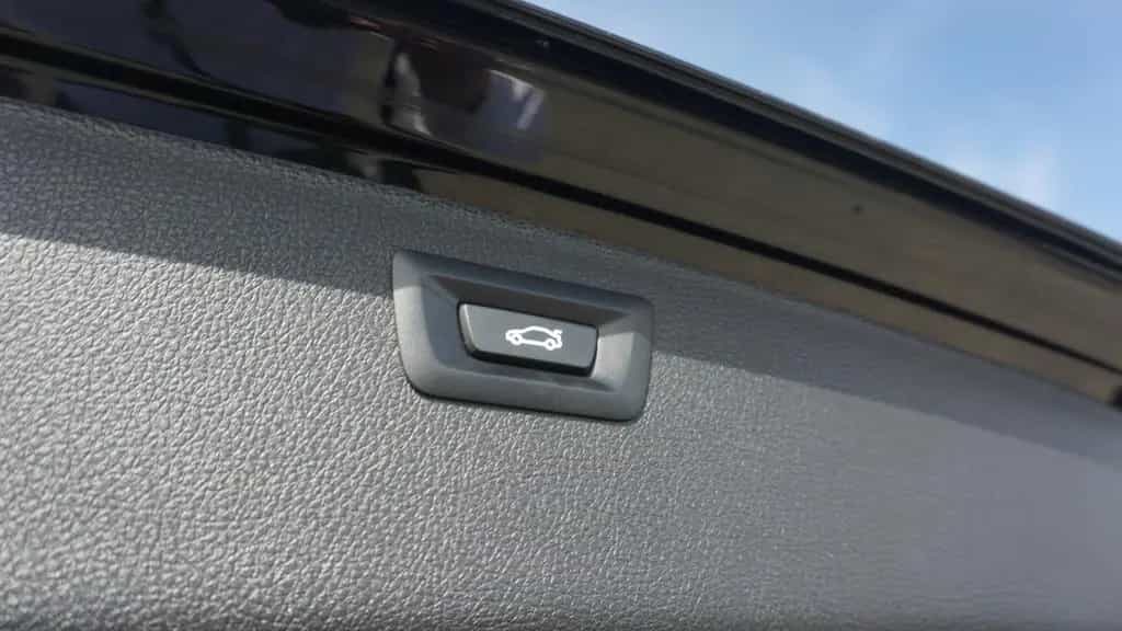 BMW 320 d M Sport Aut. LED Sitzheizung Tempomat Leder 05/2019-photo-33