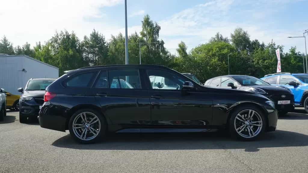 BMW 320 d M Sport Aut. LED Sitzheizung Tempomat Leder 05/2019-photo-5