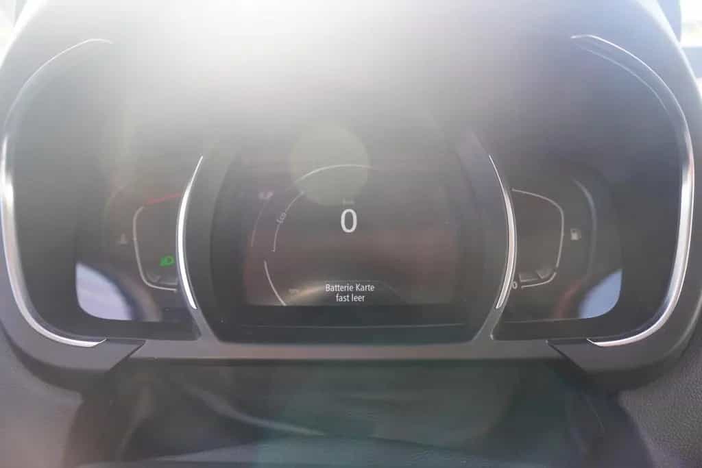 Renault Scenic 1.3 TCE Limited Navi Kamera Sitzheizung 08/2018-photo-19