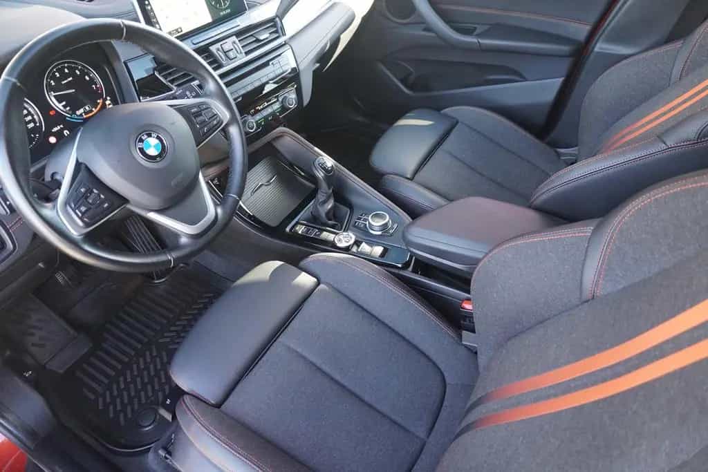 BMW X1 sDrive 18 i Advantage LED Navi Tempomat PDC 01/2020-photo-10