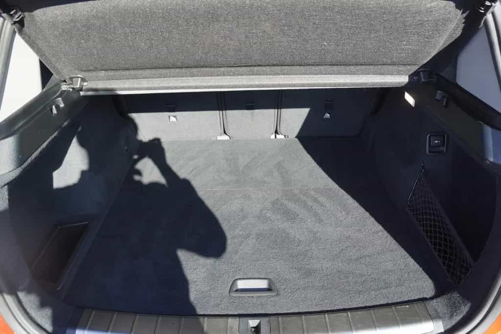 BMW X1 sDrive 18 i Advantage LED Navi Tempomat PDC 01/2020-photo-23