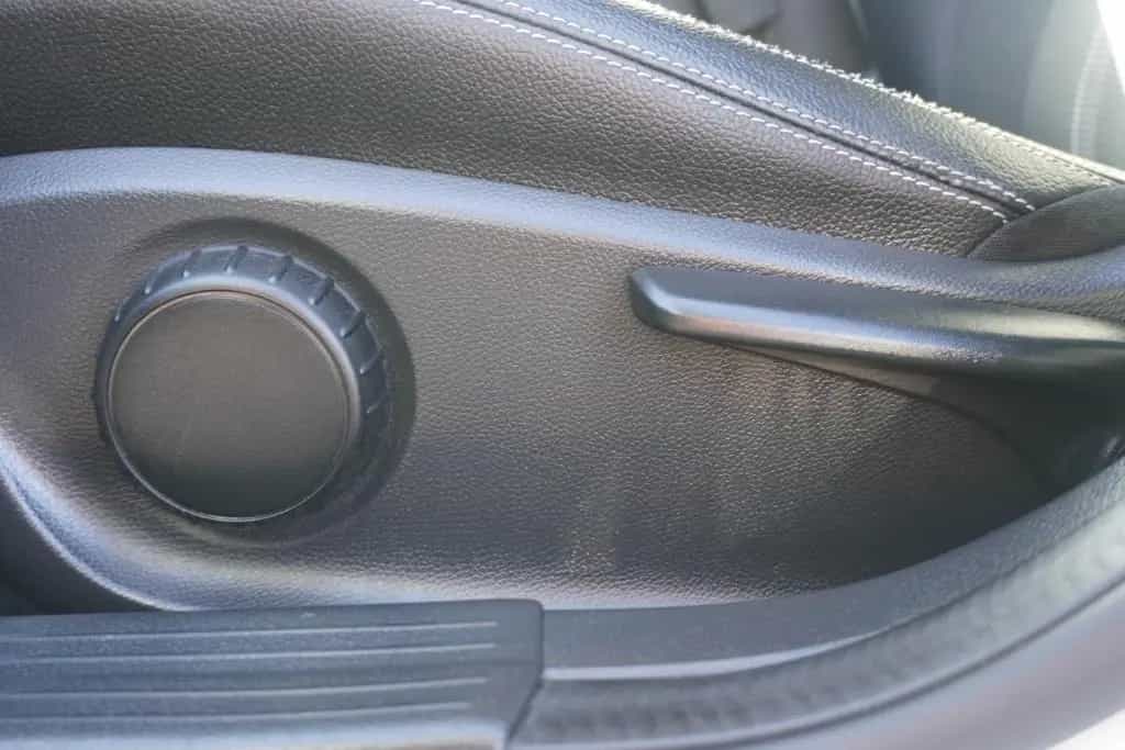 Mercedes-Benz A 180 A180 Edition Urban LED Navi Tempomat Sitzheizung 08/2017-photo-12