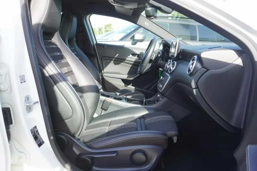 Mercedes-Benz A 180 A180 Edition Urban LED Navi Tempomat Sitzheizung 08/2017-photo-15