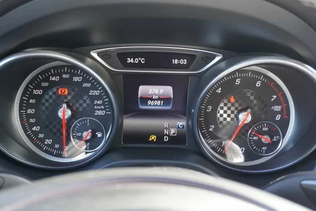 Mercedes-Benz A 180 A180 Edition Urban LED Navi Tempomat Sitzheizung 08/2017-photo-18