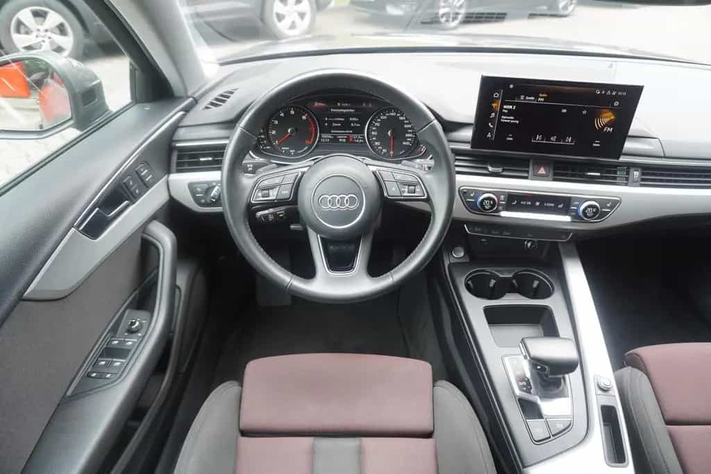 Audi A4 Avant 40 TFSI S-tronic LED Navi ACC Totwinkel 12/2019-photo-16
