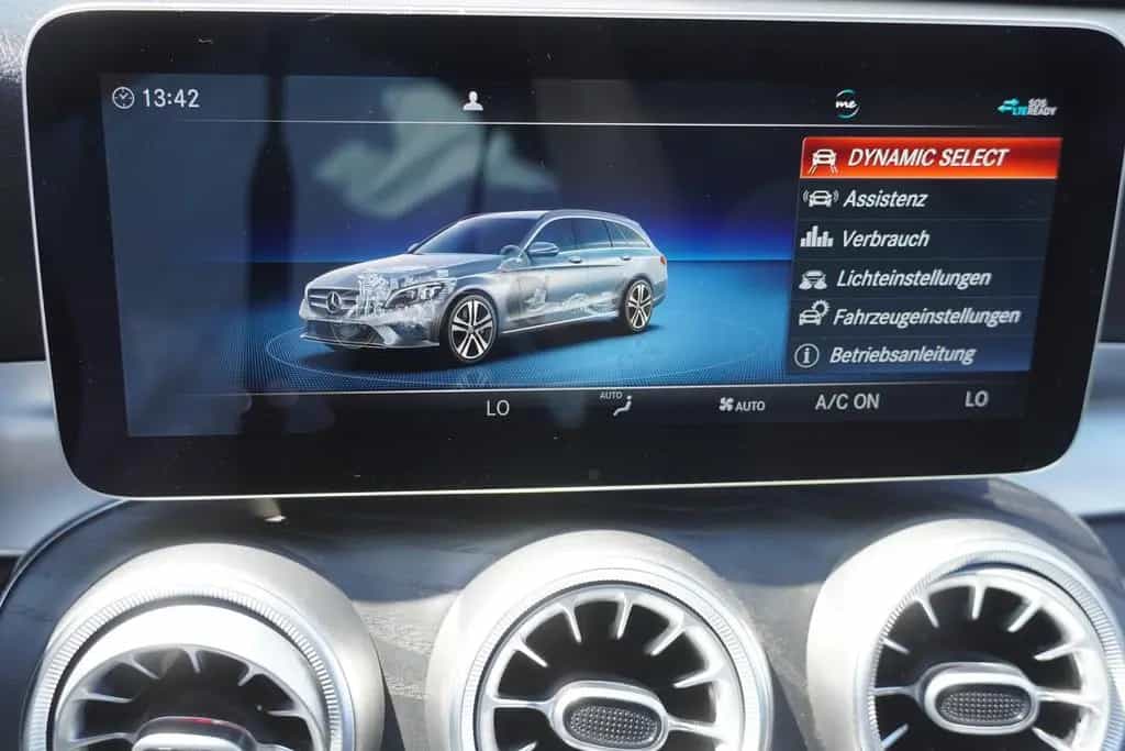 Mercedes-Benz C 200 C200 T-Modell  Avantgarde 08/2020-photo-17