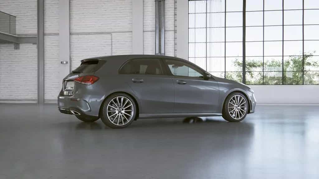 Mercedes-Benz A 180 AMG+R-KAMERA+TOTWINKEL+LED+AMBIENTELICHT+ 01/2019-photo-14