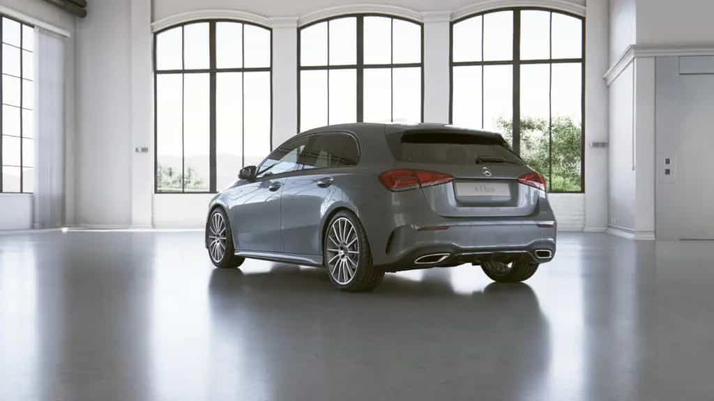 Mercedes-Benz A 180 AMG+R-KAMERA+TOTWINKEL+LED+AMBIENTELICHT+ 01/2019-photo-23