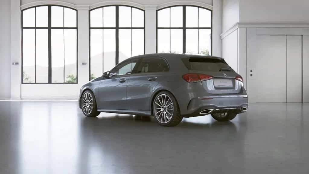 Mercedes-Benz A 180 AMG+R-KAMERA+TOTWINKEL+LED+AMBIENTELICHT+ 01/2019-photo-24