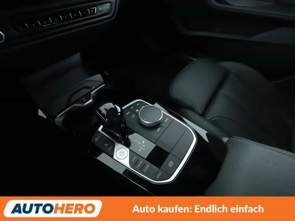 BMW 120 d xDrive M Sport Aut.*NAVI*CAM*LED*TEMPO*SHZ* 01/2020-photo-24