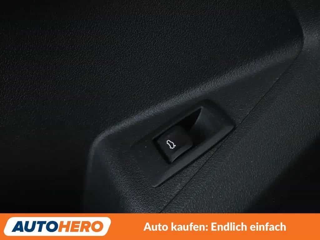 BMW 120 d xDrive M Sport Aut.*NAVI*CAM*LED*TEMPO*SHZ* 01/2020-photo-31
